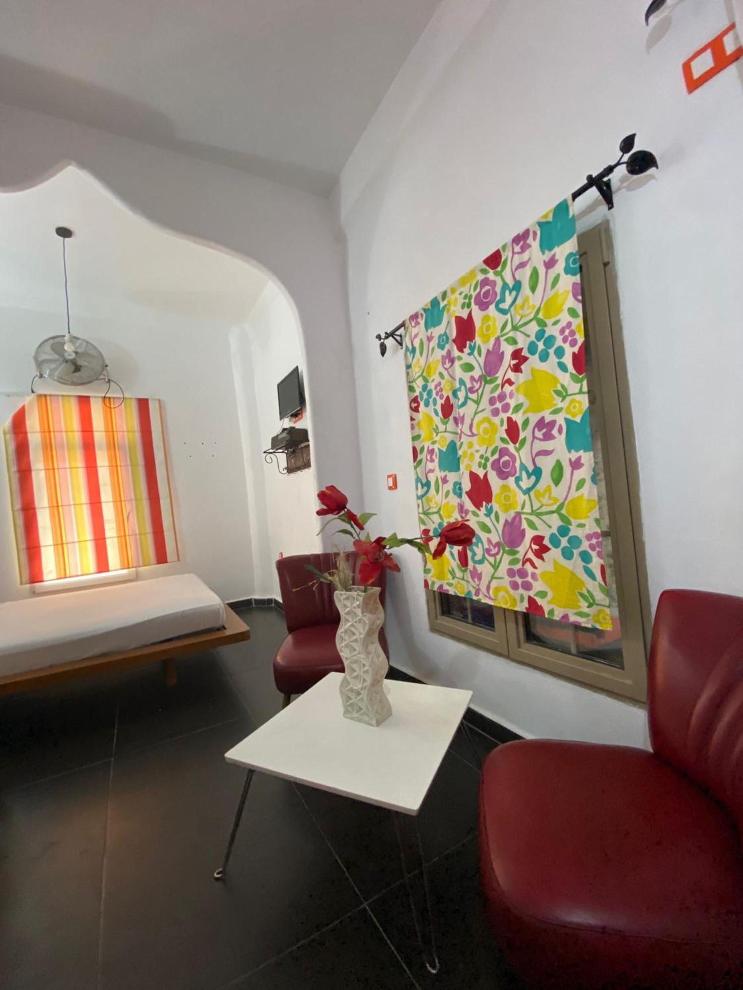 Hostal Valencia - Private Room With Bathroom Chefchaouen Εξωτερικό φωτογραφία